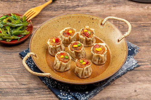 街头烟火气 烧饼夹豆腐串的市井美学与影像记录